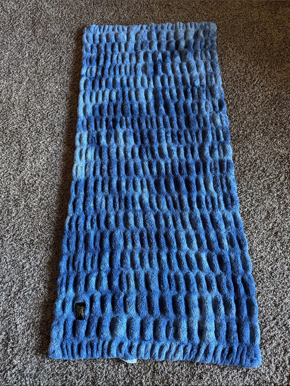 Minky Couture Hugs blanket